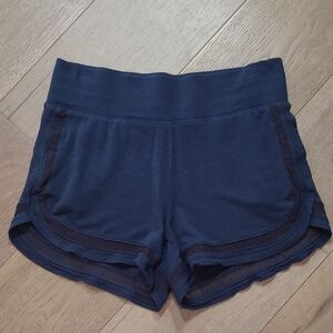Athleta Breathe Athletic Shorts Women's sz S Navy Blue Active/Casual Short